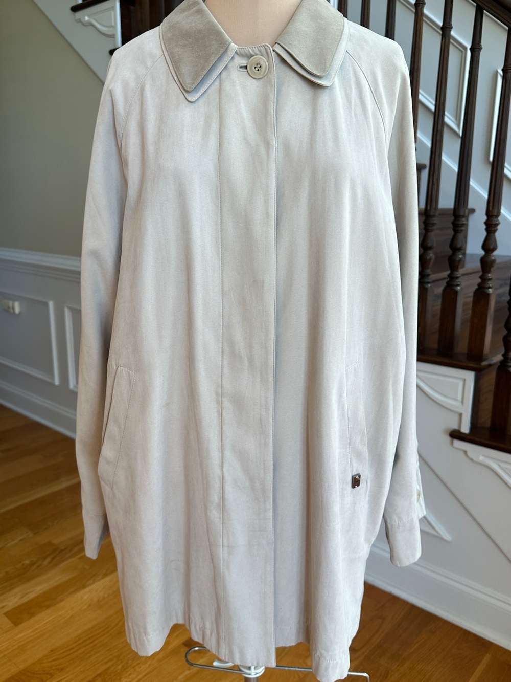 London Fog Light Beige Swing Trench Coat with Contrast Collar